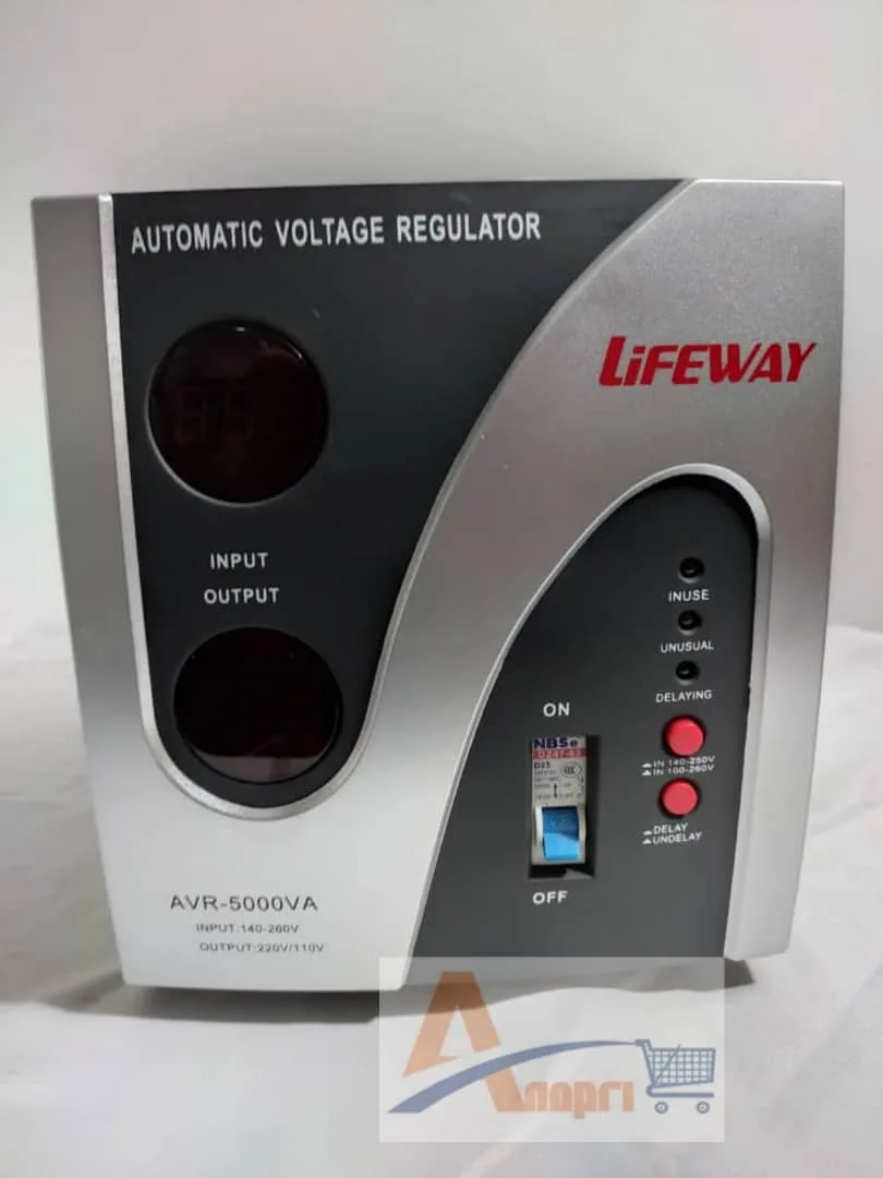 Régulateur de Tension Lifeway AVR-5000VA