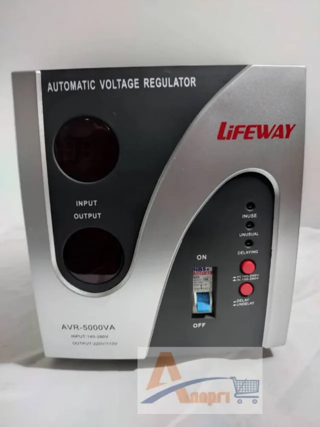 Régulateur de Tension Lifeway AVR-5000VA